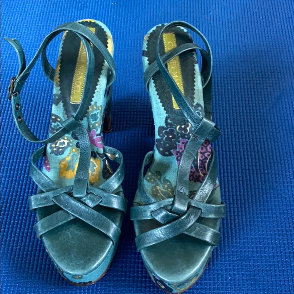 Cydney Mandel 7.5 platform shoes